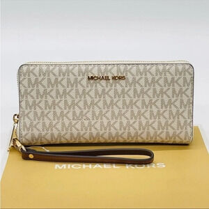Michael Kors Continental Wallet Wristlet Vanilla Leather